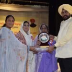 जालंधर और कपूरथला के पंच-सरपंचों ने ग्रामीण विकास और पंचायत मंत्री को ‘विकास पुरुष’ पुरस्कार से सम्मानित किया