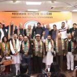 जम्मू-कश्मीर के 17 नेताओं ने छोड़ा गुलाम नबी आजाद का साथ, कांग्रेस में शामिल