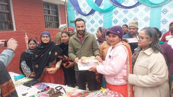 ਪੰਜਾਬ ਸਰਕਾਰ ਦੀ ਨਿਵੇਕਲੀ ‘ਪਹਿਲ’ ਦਾ ਕੀਤਾ ਮੰਤਰੀ ਗੁਰਮੀਤ ਸਿੰਘ ਮੀਤ ਹੇਅਰ ਨੇ ਆਗਾਜ਼