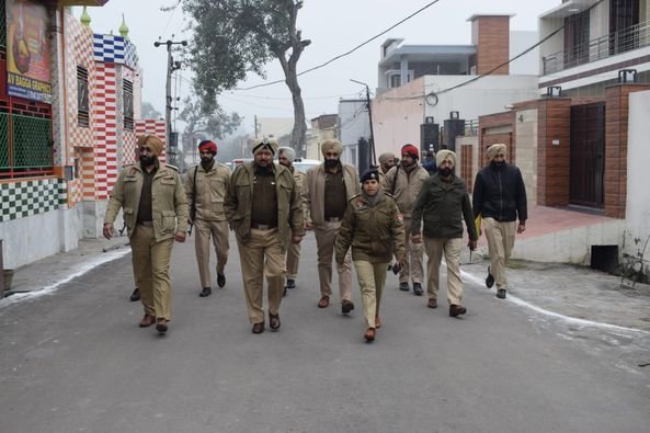 ਆਈ.ਜੀ. ਰਾਠੋਰ ਅਤੇ ਐਸ.ਐਸ.ਪੀ. ਵਤਸਲਾ ਗੁਪਤਾ ਦੀ ਅਗਵਾਈ ֹ’ਚ ਚੱਲੀ ਤਲਾਸ਼ੀ ਮੁਹਿੰਮ