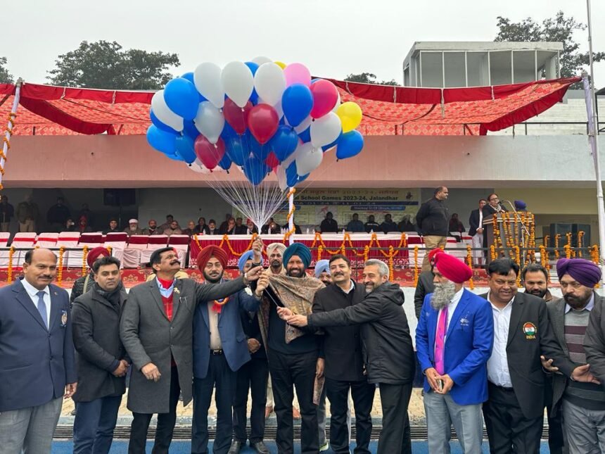 ਕੈਬਨਿਟ ਮੰਤਰੀ ਬਲਕਾਰ ਸਿੰਘ ਵਲੋਂ 67ਵੀਆਂ ਨੈਸ਼ਨਲ ਸਕੂਲ ਖੇਡਾਂ ਦਾ ਉਦਘਾਟਨ