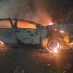 ट्रक की टक्कर से कार में लगी आग,चार लोग ज़िंदा जले