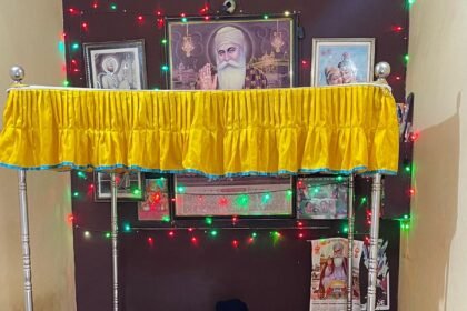 नए साल के मोके पर श्री सुखमणि साहिब जी का पाठ करवा कर गुरु महाराज जी का लिया आशीर्वाद