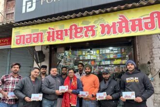 ਬਜਰੰਗ ਦਲ ਨੇ ਅਤੁਲ ਗਰਗ ਨੂੰ ਦਿੱਤਾ ਰਾਮ ਮੰਦਰ ਪ੍ਰਾਣ ਪ੍ਰਤਿਸ਼ਠਾ ਦਾ ਸੱਦਾ ਪੱਤਰ