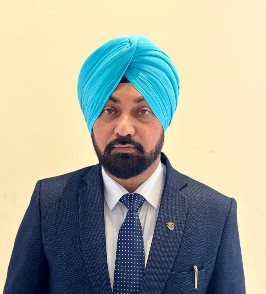 ਐਸ.ਡੀ.ਐਮ. ਸੁਲਤਾਨਪੁਰ ਲੋਧੀ ਦੇ ਮੁਲਾਜ਼ਮਾਂ ਪ੍ਰਤੀ ਤਾਨਾਸ਼ਾਹੀ ਰਵੱਈਏ ਖਿਲਾਫ ਸਮੂਹ ਸਟਾਫ  ਦੋ ਦਿਨ ਛੁੱਟੀ ਤੇ – ਨਰਿੰਦਰ ਸਿੰਘ ਚੀਮਾ