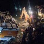 दर्दनाक हादसा, नदी में बस गिरने से 12 लोगों की मौत