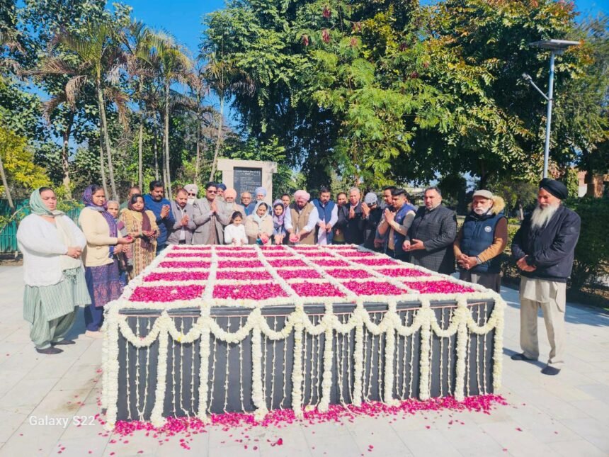 ਸਾਬਕਾ ਖੇਤੀਬਾੜੀ ਮੰਤਰੀ ਮਾਸਟਰ ਗੁਰਬੰਤਾ ਸਿੰਘ ਨੂੰ 44ਵੀਂ ਬਰਸੀ ਮੌਕੇ ਸ਼ਰਧਾਂਜਲੀ ਭੇਂਟ