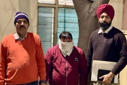 विजीलैंस ब्यूरो ने 30,000 रुपए रिश्वत लेने के दोष में मार्केट कमेटी का ऑक्शन रिकार्डर किया गिरफ़्तार