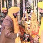 मुख्यमंत्री ने बगलामुखी धाम लुधियाना में माथा टेका लोगों की खुशहाली, शांति और तरक्की के लिए की अरदास