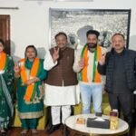 चंडीगढ़ :आम आदमी पार्टी के तीन पार्षदों ने थामा BJP का दामन