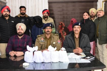 ਕਮਿਸ਼ਨਰੇਟ ਪੁਲਿਸ ਨੇ ਤਿੰਨ ਔਰਤਾਂ ਸਮੇਤ ਪੰਜ ਪ੍ਰਵਾਸੀ ਨਸ਼ਾ ਤਸਕਰ 5 ਕਿਲੋ ਅਫੀਮ ਸਮੇਤ ਕਾਬੂ