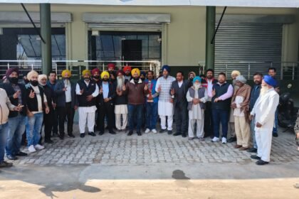 ਆਪ ਦੀਆਂ ਨੀਤੀਆਂ ਤੇ ਮਾਨ ਸਰਕਾਰ ਦੇ ਕੰਮਾਂ ਤੋਂ ਪ੍ਰਭਾਵਿਤ ਵੱਖ ਵੱਖ ਪਾਰਟੀਆਂ ਦੇ ਆਗੂਆਂ ਤੇ ਵਰਕਰਾਂ ਵਲੋਂ ਆਪ ਵਿੱਚ ਸ਼ਾਮਲ ਹੋਣ ਦਾ ਸਿਲਸਿਲਾ ਜਾਰੀ-ਚੇਅਰਮੈਨ ਇੰਡੀਅਨ