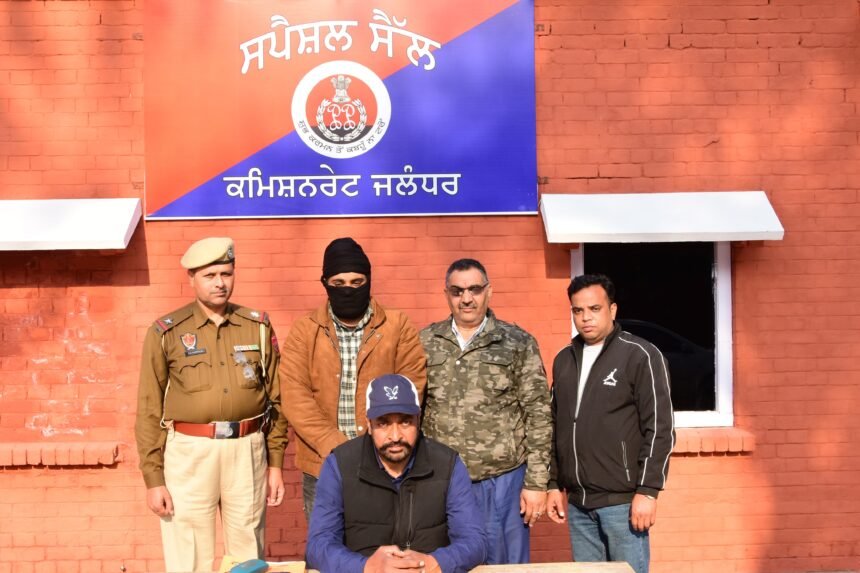 एलपीयू से चोरी की गई कार को जालंधर कमिश्नरेट पुलिस ने किया बरामद , कार सहित दो लोगों को भी किया गिरफ्तार