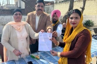 बुधवार को जिले में 30 कैंपों में लोगों को सरकारी सेवाओं का दिया लाभ 15 फरवरी को भी लगेंगे 32 विशेष कैंप