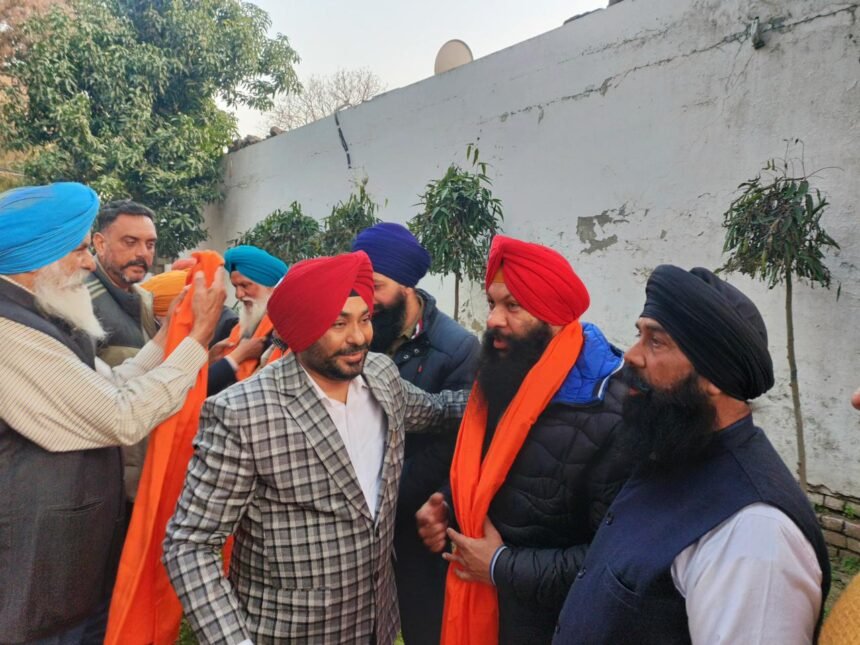 ਰਜਿੰਦਰ ਸਿੰਘ ਧੰਜਲ ਹੋਏ ਸ਼੍ਰੋਮਣੀ ਅਕਾਲੀ ਦਲ ਵਿੱਚ ਸ਼ਾਮਿਲ-ਐਚ ਐਸ ਵਾਲੀਆ