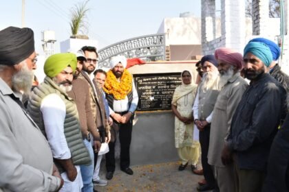 कैबिनेट मंत्री बलकार सिंह ने 12 गांवों में 2 करोड़ की लागत के विकास कार्यों के रखे नींव पत्थर