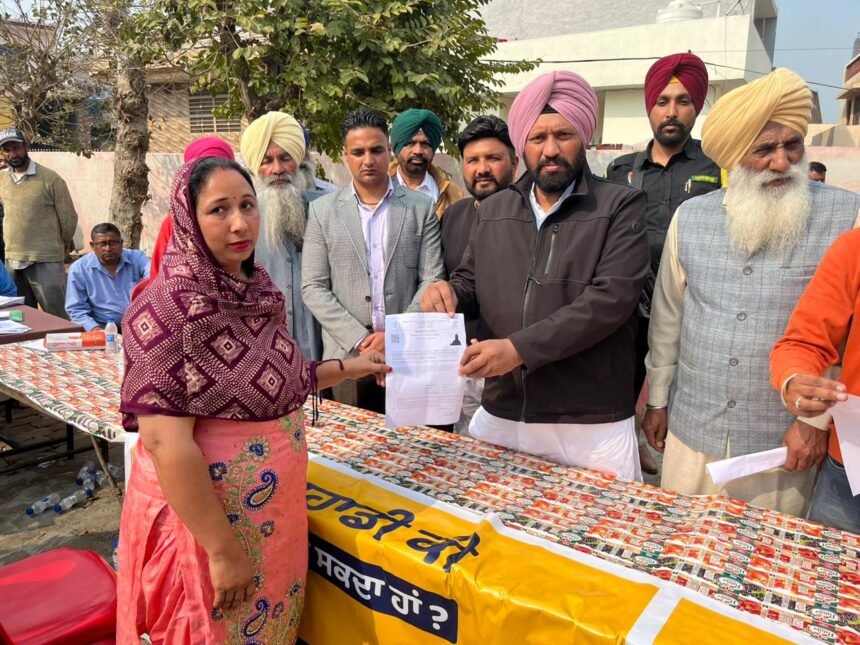 ‘आप दी सरकार, आप दे द्वार’ के तहत लगाए जा रहे कैंपों का कैबिनेट मंत्री ने किया विशेष कैंप दौरा