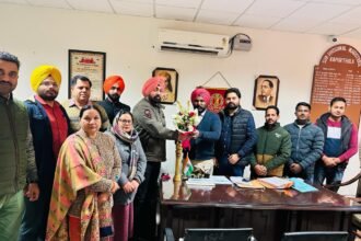 ਡੀਸੀ ਦਫਤਰ ਕਰਮਚਾਰੀ ਯੂਨੀਅਨ ਕਪੂਰਥਲਾ ਵੱਲੋਂ ਨਵ-ਨਿਯੁਕਤ ਉੱਪ ਮੰਡਲ ਮੈਜਿਸਟਰੇਟ ਦਾ ਕੀਤਾ ਗਿਆ ਨਿੱਘਾ ਸਵਾਗਤ