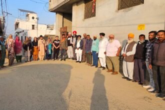 ਭਾਜਪਾ ਆਗੂਆਂ ਵੱਲੋਂ ਪਿੰਡ ਚੱਲੋ ਮੁਹਿੰਮ ਤਹਿਤ ਕੇਂਦਰੀ ਸਕੀਮਾਂ ਦਾ ਕੀਤਾ ਜਾ ਰਿਹਾ ਪ੍ਰਚਾਰ