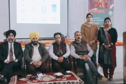 ਵਿਦਿਆਰਥੀਆਂ ਨੂੰ ਪ੍ਰੀਖਿਆ ਦੇ ਮਾਨਸਿਕ ਦਬਾਅ ਤੋਂ ਮੁਕਤ ਵਾਤਾਵਰਣ ਦੇਣਾ ਸਮਾਜ ਦੀ ਜੁੰਮੇਵਾਰੀ: ਕੰਵਰ ਇਕਬਾਲ ਸਿੰਘ