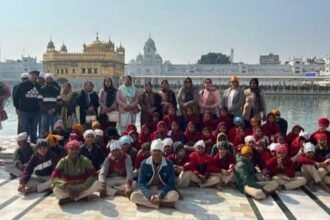 ਸਰਕਾਰੀ ਹਾਈ ਸਕੂਲ ਪਿੰਡ ਧਾਲੀਵਾਲ ਦੋਨਾਂ ਦੇ ਸਕੂਲੀ ਬੱਚਿਆਂ ਨੂੰ ਧਾਰਮਿਕ ਅਤੇ ਸਿੱਖਿਅਕ ਟੂਰ ਕਰਵਾਇਆ ਗਿਆ