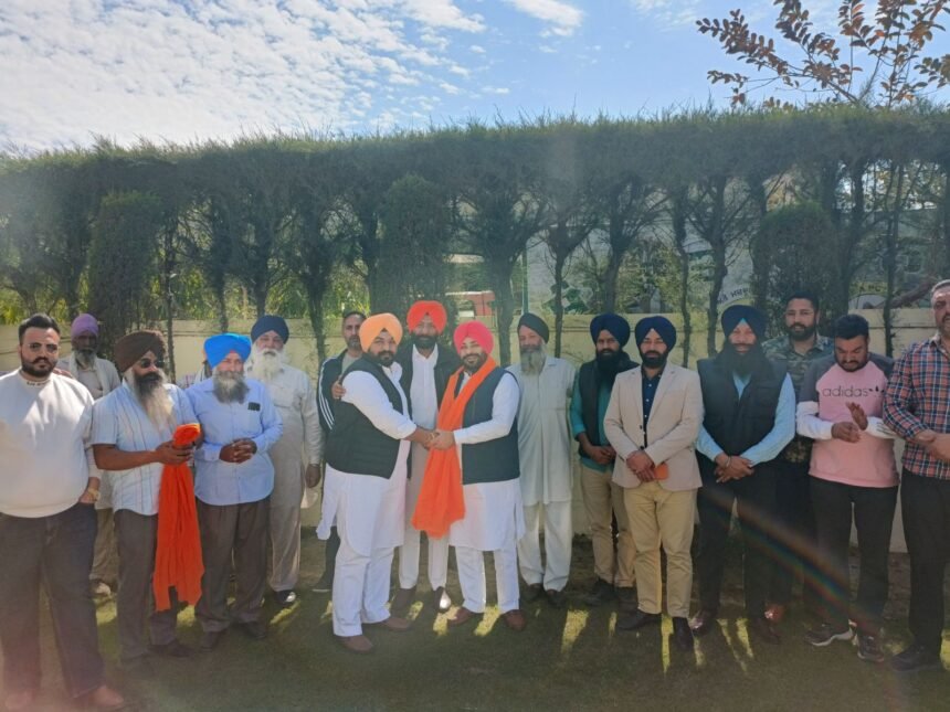 ਐਚ ਐਸ ਵਾਲੀਆ ਦਾ ਦਵਾਂਗੇ ਡੱਟ ਕੇ ਸਾਥ-ਮਨਵੀਰ ਸਿੰਘ ਵਡਾਲਾ