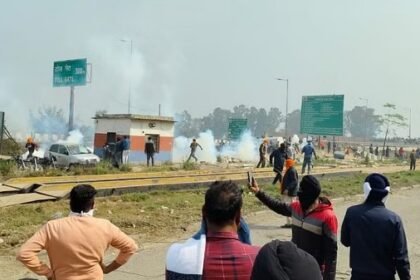 शंभू बॉर्डर पर कैसे मचा बवाल… पहले चेतावनी दे रही पुलिस को क्यों दागने पड़े आंसू गैस के गोले