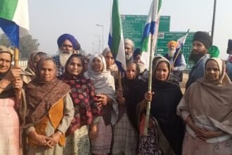 शंभू बॉर्डर के हर मोर्चे पर डटीं हजारों महिलाएं, हर तरह से दे रहीं सहयोग, मोर्चा फतेह की भर रही ललकार