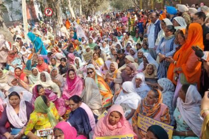 ਇਸਤਰੀ ਅਕਾਲੀ ਦਲ ਵੱਲੋਂ ਆਪ ਸਰਕਾਰ ਦੇ ਖਿਲਾਫ ਡੀਸੀ ਦਫਤਰ ਬਠਿੰਡਾ ਮੂਹਰੇ ਦਿੱਤਾ ਗਿਆ ਵਿਸ਼ਾਲ ਧਰਨਾ