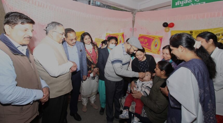 ਡਿਪਟੀ ਡਾਇਰੈਕਟਰ ਸਿਹਤ ਅਤੇ ਪਰਿਵਾਰ ਭਲਾਈ ਵਿਭਾਗ ਡਾ. ਰਮਨ ਸ਼ਰਮਾ ਵੱਲੋਂ ਤਿੰਨ ਦਿਨਾਂ ਪਲਸ ਪੋਲੀਓ ਰਾਊਂਡ-2024 ਦੀ ਰਸਮੀ ਸ਼ੁਰੂਆਤ