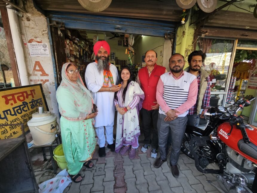 ਸੀਏਏ ਕ਼ਾਨੂਨ ਲਾਗੂ ਹੋਣ ਤੇ ਕਪੂਰਥਲਾ ਭਾਜਪਾ ਨੇ ਮਨਾਇਆ ਜਸ਼ਨ ਵਰਕਰਾਂ ਨੂੰ ਖੁਆਈਆਂ ਮਠਿਆਈਆਂ ਸੀਏਏ ਕ਼ਾਨੂਨ ਲਾਗੂ ਹੋਣ ਤੇ ਕਪੂਰਥਲਾ ਭਾਜਪਾ ਨੇ ਮਨਾਇਆ ਜਸ਼ਨ ਵਰਕਰਾਂ ਨੂੰ ਖੁਆਈਆਂ ਮਠਿਆਈਆਂ