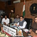 आदर्श चुनाव संहिता को इन-बिन लागू किया जाए – जिला चुनाव अधिकारी के अधिकारियों को दिए निर्देश, सरकारी संपत्तियों पर राजनीतिक विज्ञापनों को 24 घंटे के भीतर हटाने के आदेश जारी