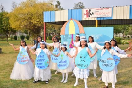 ਦਿਵਯ ਜਯੋਤੀ ਜਾਗ੍ਰਿਤੀ ਸੰਸਥਾਨ ਵੱਲੋਂ ਚਲਾਏ ਜਾ ਰਹੇ ਪ੍ਰੋਜੈਕਟ ” ਸੰਰਕਸ਼ਨ” ਤਹਿਤ ਅਰਬਨ ਅਸਟੇਟ ਦੇ ਮੇਨ ਪਾਰਕ ਵਿਚ “ਵਿਸ਼ਵ ਜਲ ਦਿਵਸ” ਮਨਾਇਆ ਗਿਆ