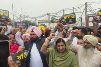 MP ਸੁਸ਼ੀਲ ਰਿੰਕੂ ਤੇ MLA  ਸ਼ੀਤਲ ਅੰਗੁਰਾਲ ਵਲੋਂ ਭਾਜਪਾ ਸ਼ਾਮਿਲ ਹੋਣ ਦੇ ਬਾਅਦ ਆਮ ਆਦਮੀ ਪਾਰਟੀ ਦੇ ਜਲੰਧਰ ਸੰਗਠਨ ਅਤੇ ਕੈਬਿਨੇਟ ਮੰਤਰੀ ਬਲਕਾਰ ਸਿੰਘ, ਤੇ ਵਿਧਾਇਕਾ ਨੇ ਕੀਤਾ ਵਿਰੋਧ ਪ੍ਰਦਰਸ਼ਨ