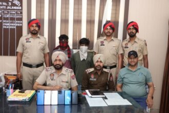 जालंधर कमिश्नरेट पुलिस ने दो चोरों को छह मोबाइल फोन सहित किया गिरफ्तार