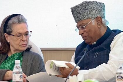 कांग्रेस की 43 उम्मीदवारों की दूसरी सूची जारी, कमलनाथ और गहलोत के बेटे को टिकट