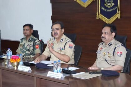 स्पैशल डीजीपी अर्पित शुक्ला ने निष्पक्ष लोकसभा मतदान को यकीनी बनाने के लिए पंजाब पुलिस, बीएसएफ और केंद्रीय एजेंसियों के बीच तालमेल को और मज़बूत करने पर दिया बल