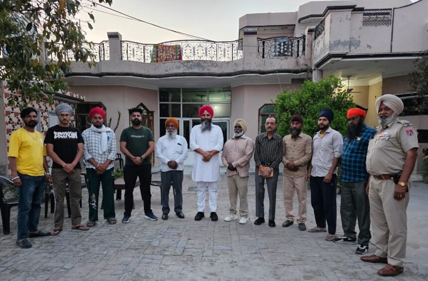 ਲੋਕ ਸਭਾ ਚੋਣਾਂ ਲੈ ਕੇ ਭਾਜਪਾ ਮੰਡਲ ਫੱਤੂਢੀਂਗਾ ਦੇ ਆਗੂਆਂ ਦੀ ਹੋਈ ਮੀਟਿੰਗ