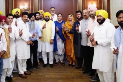 मुख्यमंत्री भगवंत मान ने जालंधर में पार्टी विधायकों, चेयरमैनों और पदाधिकारियों के साथ मीटिंग कर चुनावी रणनीतियों पर की चर्चा