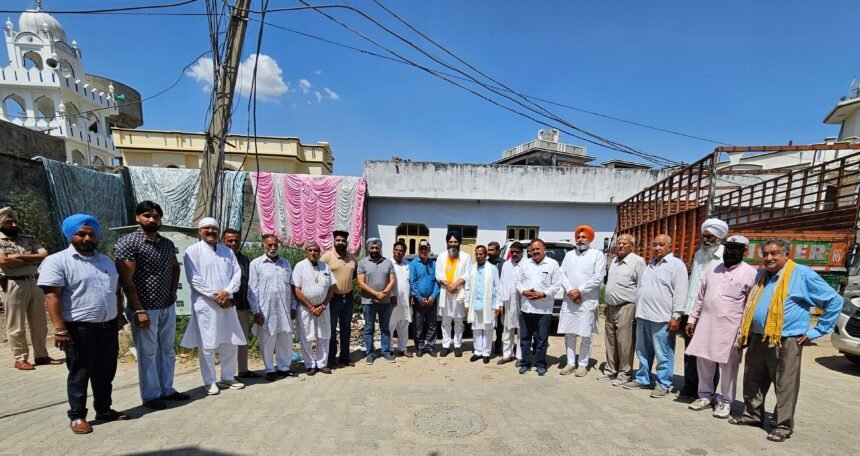 ਮੋਦੀ ਸਰਕਾਰ ਦੀਆਂ ਨੀਤੀਆਂ ਤੋਂ ਪ੍ਰਭਾਵਿਤ ਹੋ ਕੇ ਭਾਰੀ ਮਤਾਂ ਨਾਲ ਲੋਕ ਭਾਜਪਾ ਨੂੰ ਲੋਕਸਭਾ ਹਲਕਾ ਹੁਸ਼ਿਆਰਪੁਰ ਤੋਂ ਜਿਤਾਉਗੇ – ਸੋਮ ਪ੍ਰਕਾਸ਼