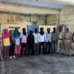 आम आदमी पार्टी के उम्मीदवार पवन कुमार टीनू ने अपने चुनाव अभियान की शुरुआत सतगुरु गुरु कबीर महाराज जी के मंदिर से किया , टेका माथा