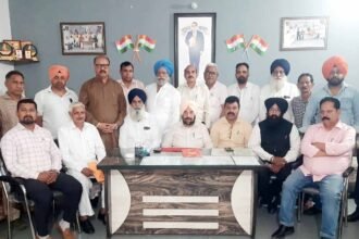 ਨੰਬਰਦਾਰ ਯੂਨੀਅਨ ਜਲੰਧਰ ਸ਼ਹਿਰੀ ਦੀ ਮਹੀਨਾਵਾਰ ਹੋਈ ਮੀਟਿੰਗ, ਇਲੈਕਸ਼ਨ ਨੂੰ ਲੈਕੇ ਅਜੰਡਾ ਕੀਤਾ ਗਿਆ ਤਿਆਰ, ਪੰਜਾਬ ਪ੍ਰਧਾਨ ਗੁਰਪਾਲ ਸਿੰਘ ਸਮਰਾ ਵਿਸ਼ੇਸ਼ ਤੌਰ ਤੇ ਮੀਟਿੰਗ ਵਿੱਚ ਹੋਏ ਉਪਸਥਿਤ