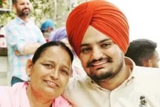 सिद्धू मूसेवाला की सरपंच माता के जाली दस्तखत कर पेंशन लगवाने की कोशिश, अज्ञात पर केस दर्ज