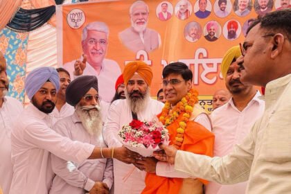 भाजपा प्रत्याशी डा. सुभाष शर्मा ने मोरिंडा,श्री चमकौर साहिब और श्री आनंदपुर साहिब में किया चुनाव प्रचार