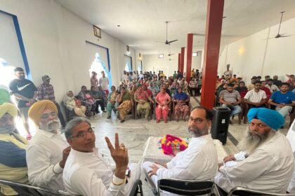 जालंधर लोकसभा सीट से आम आदमी पार्टी के उम्मीदवार पवन कुमार टीनू ने किया करतारपुर विधानसभा क्षेत्र के विभिन्न गांवों का दौरा, कहा- लोगों ने अभी तक अकाली दल को माफ नहीं किया है