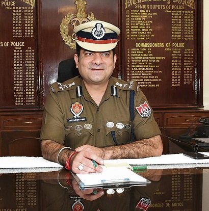 लोकसभा चुनाव से पहले चुनाव आयोग का बड़ा एक्शन,जालंधर और लुधियाना के पुलिस कमिश्नरों को हटाने के निर्देश