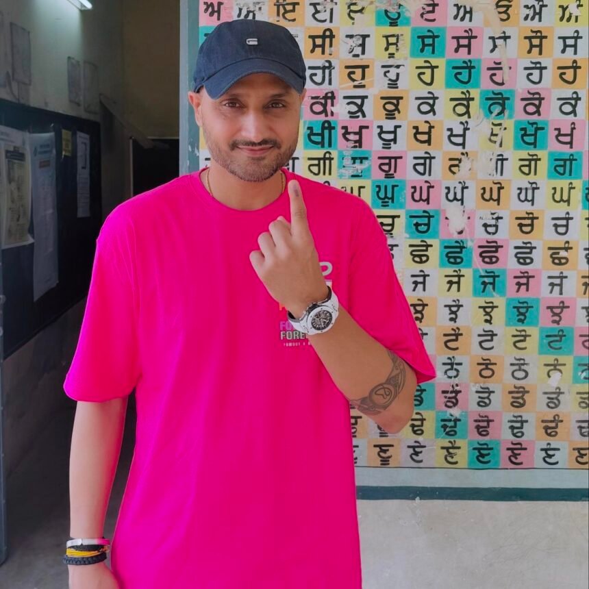 सातवें चरण में आठ राज्यों की 57 सीटों पर मतदान शुरू; 904 उम्मीदवारों के भाग्य का होगा फैसला