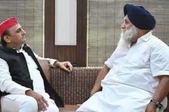 ਸ਼੍ਰੋਮਣੀ ਅਕਾਲੀ ਦਲ ਦੇ ਪ੍ਰਧਾਨ ਸ.ਸੁਖਬੀਰ ਸਿੰਘ ਬਾਦਲ ਨੇ ਚੋਣ ਜਿੱਤਾਂ ਦਰਜ ਕਰਨ ’ਤੇ ਖੇਤਰੀ ਪਾਰਟੀਆਂ ਦੇ ਮੁਖੀਆਂ ਨੂੰ ਦਿੱਤੀ ਵਧਾਈ ਕਿਹਾ ਕਿ ਅਕਾਲੀ ਦਲ ਸੰਘੀ ਢਾਂਚੇ  ਦਾ ਹਿਮਾਇਤੀ