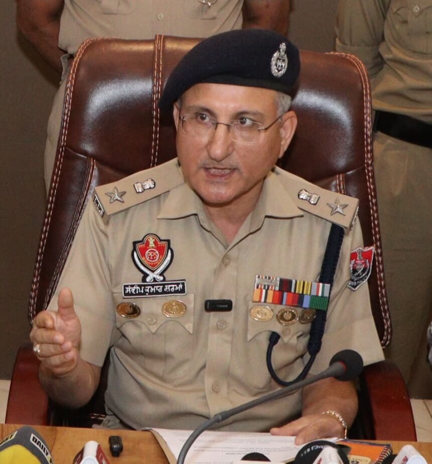 ज्वाईंट कमिश्नर पुलिस ने आवाज़ प्रदूषण संबंधी आदेश किए जारी, बिना पहचान से मोबायल फ़ोन और सिम बेचने पर पाबंदी व वाहन पार्किंग वाले स्थानों पर सीसीटीवी कैमरे लगाने के आदेश जारी ज्वाईंट कमिश्नर पुलिस ने आवाज़ प्रदूषण संबंधी आदेश किए जारी, बिना पहचान से मोबायल फ़ोन और सिम बेचने पर पाबंदी व वाहन पार्किंग वाले स्थानों पर सीसीटीवी कैमरे लगाने के आदेश जारी