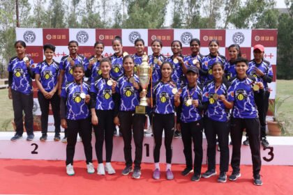 लवली प्रोफेशनल यूनिवर्सिटी की महिला सॉफ्टबॉल टीम ने एआईयू सॉफ्टबॉल महिला टूर्नामेंट में जीत हासिल की